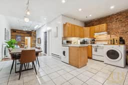 Loft-Style, Full Floor 3BR Flex4 with W/D, Chelsea