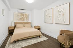 Luxury Prime UES 1BR Duplex Near Central Park