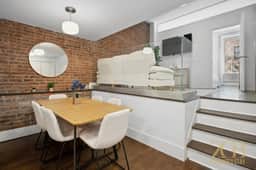 Newly Renovated Luxury 2BR Prime UES, Central Park