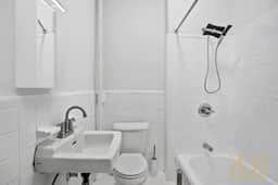 Newly Renovated Stunning Large 2BR in Chelsea!