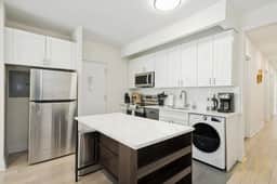 West Village, Renovated! 3BR/2BA Private Terrace 